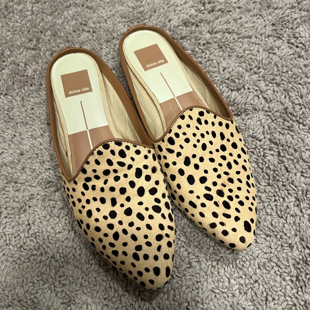 Dolce Vita Tan and Black Animal Print Women's Mules SZ 8